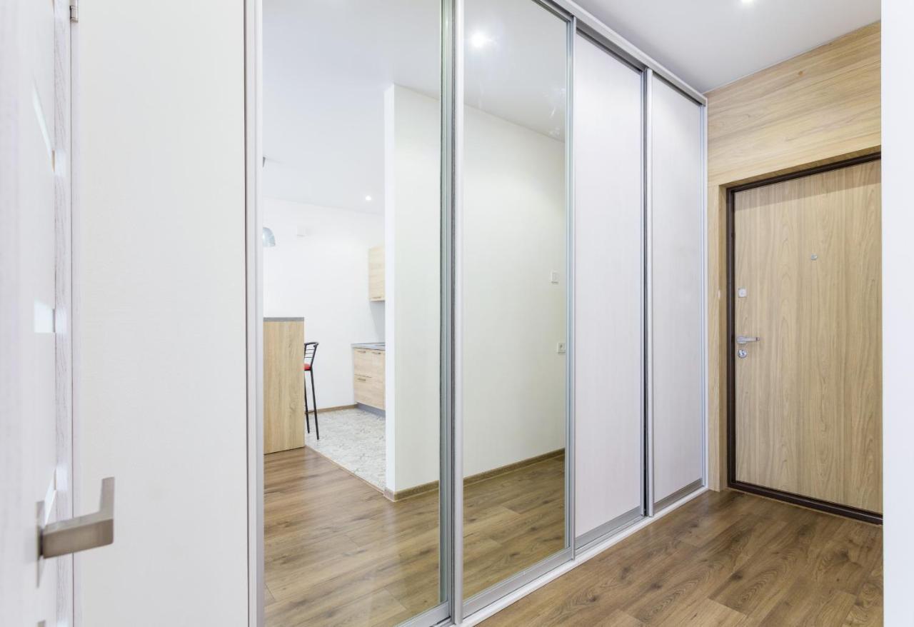 Nyvky Like Home - Studio - Apt 20 Kiev Ngoại thất bức ảnh
