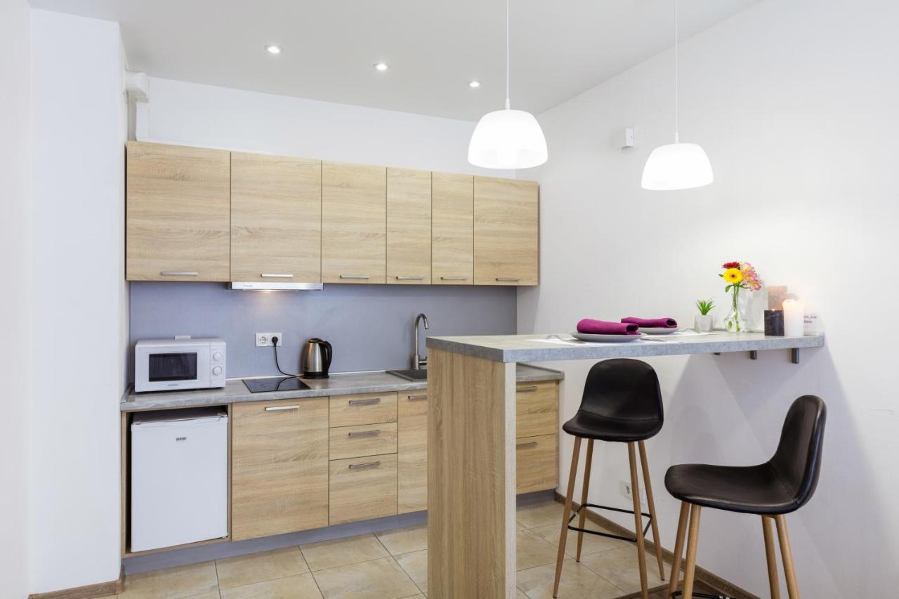 Nyvky Like Home - Studio - Apt 20 Kiev Ngoại thất bức ảnh