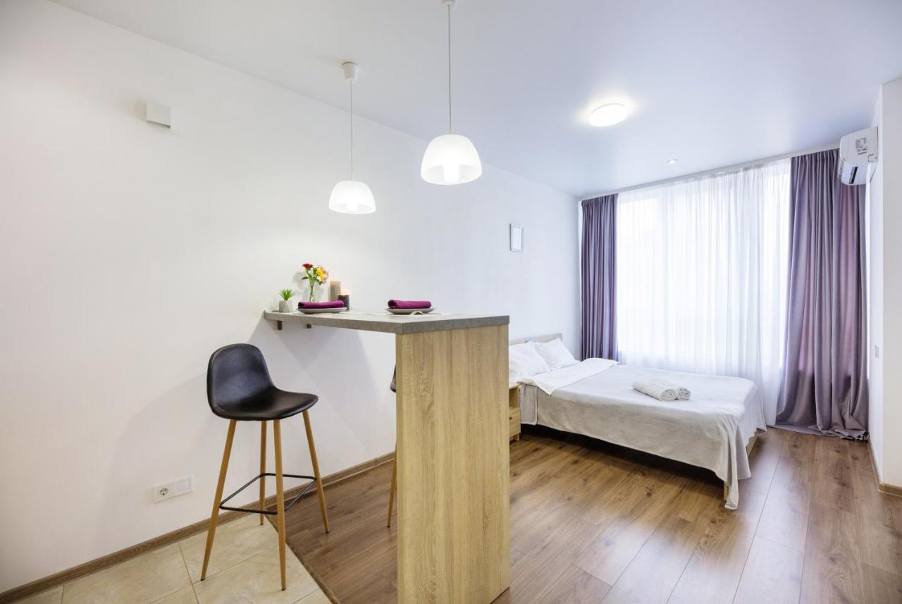 Nyvky Like Home - Studio - Apt 20 Kiev Ngoại thất bức ảnh